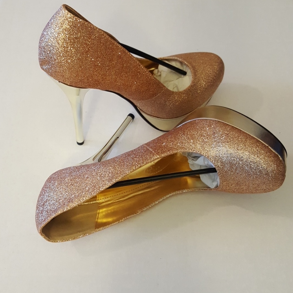 Lasonia Stellito Heels